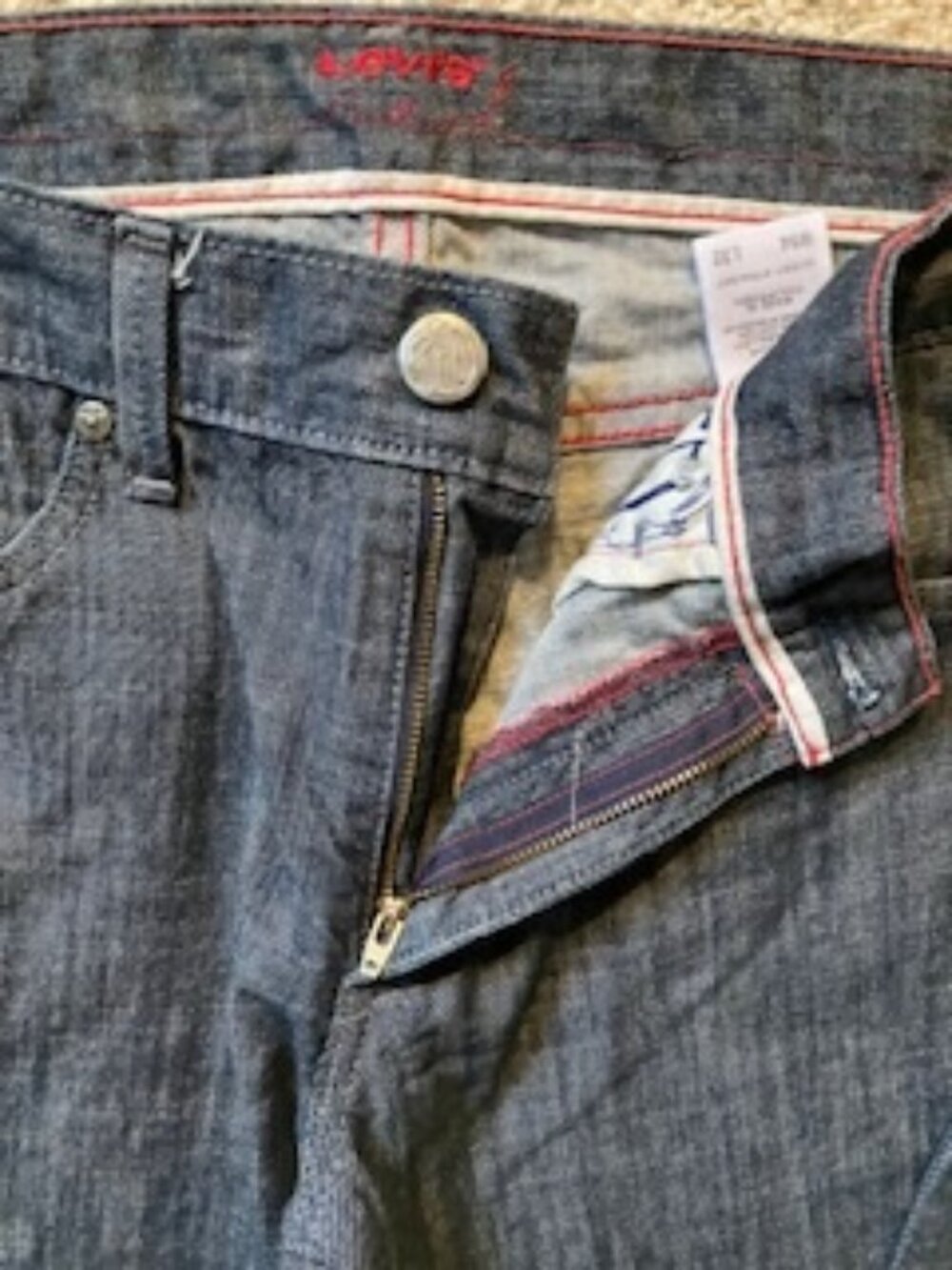 Levis Red Collection - Picture 2 of 5